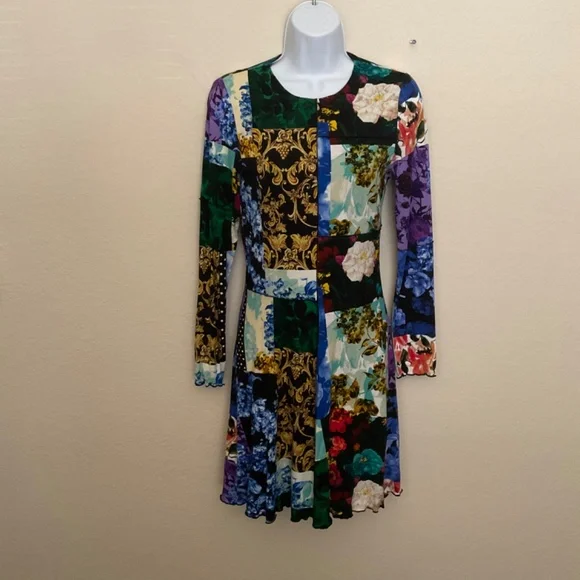 Alice + Olivia Delora Mixed Print Knit Dress - Size 4 - Picture 3 of 9